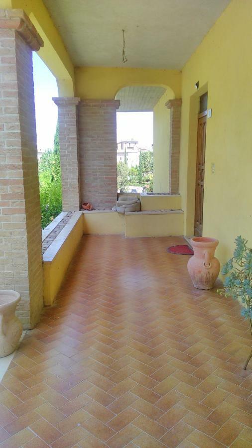 Il Girasole Apartment Castel Ritaldi Exterior photo