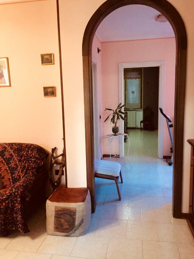 Il Girasole Apartment Castel Ritaldi Exterior photo
