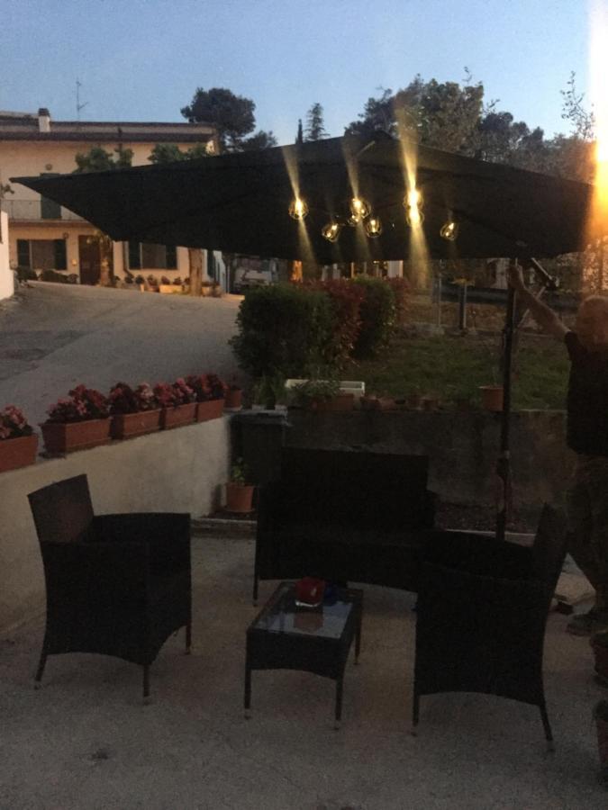 Il Girasole Apartment Castel Ritaldi Exterior photo